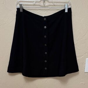 117. Avec les filles black skirt size 6